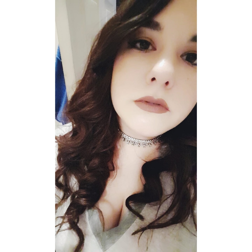 Meet your Posher, Tiffani